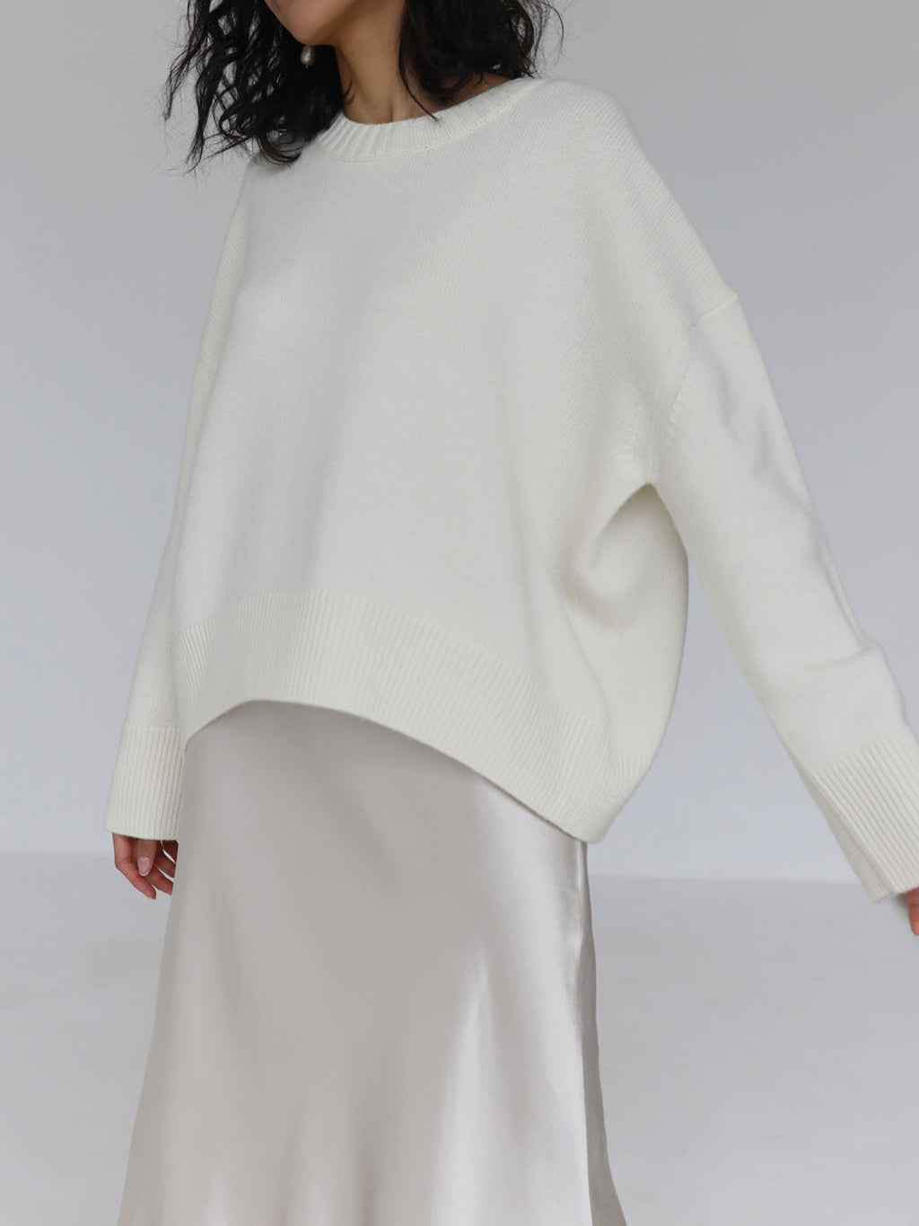 Women’s  Oversized Crewneck Knit Sweater