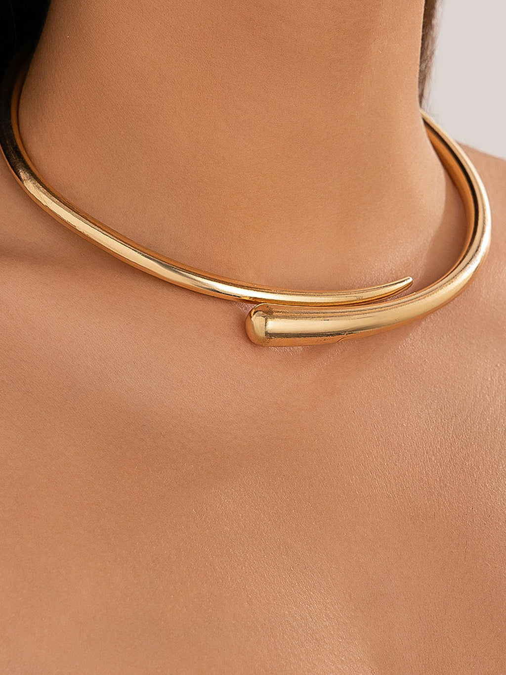 Sculptural Drop Choker Necklace