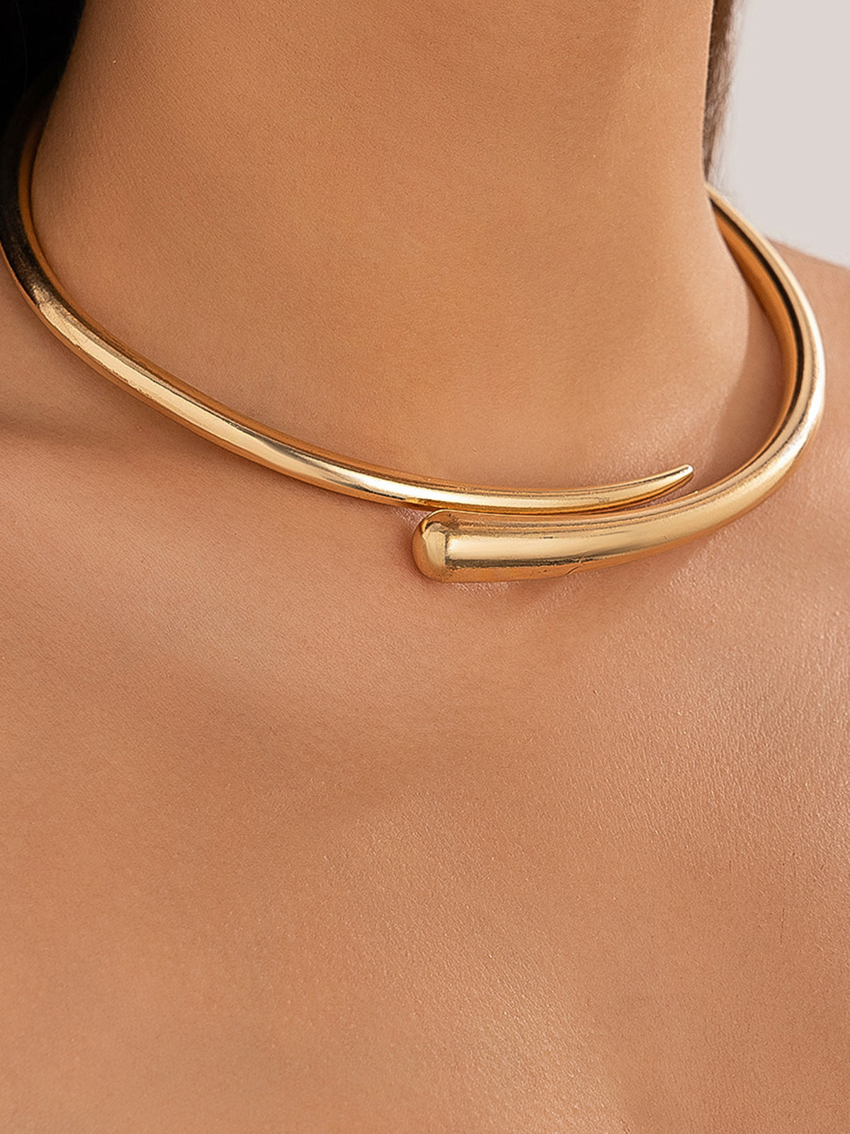 Sculptural Drop Choker Necklace
