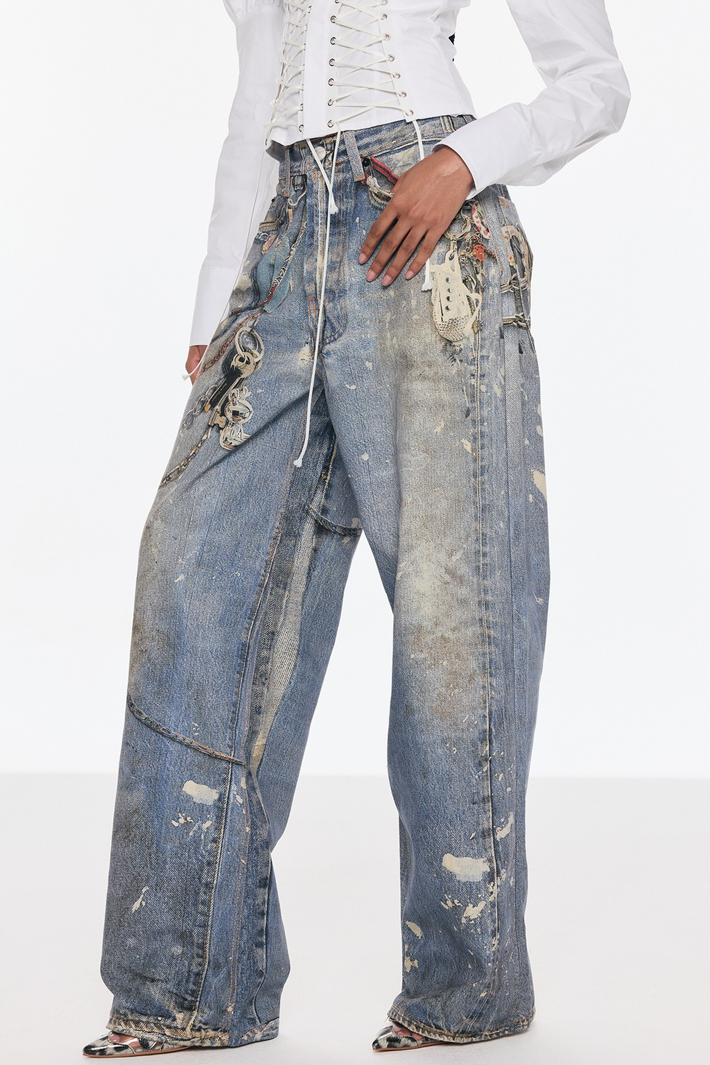 Wide-Leg Barrel Jeans with Chain Print