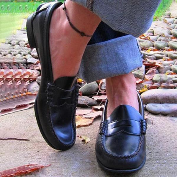 Women’s Classic Flat Loafers