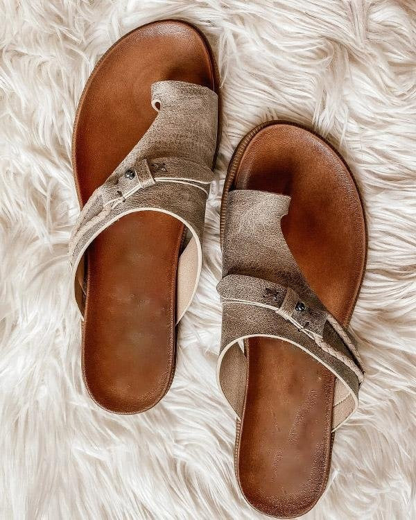Women’s Flat Toe Loop Sandals